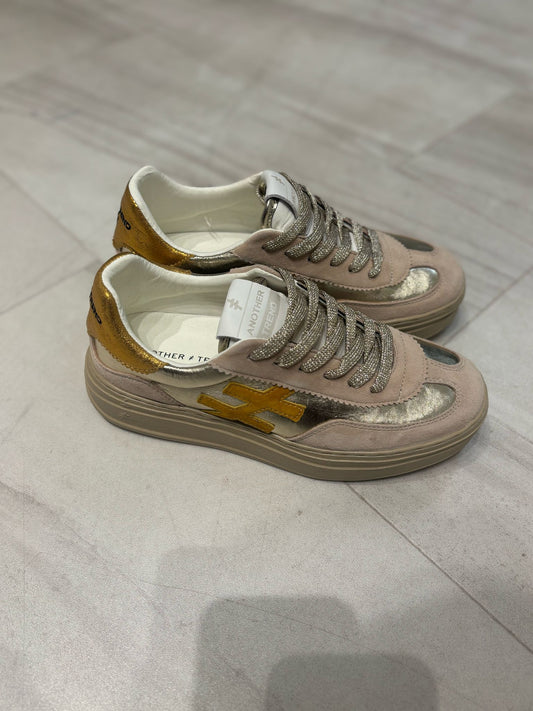 Another Trend Platform Trainers